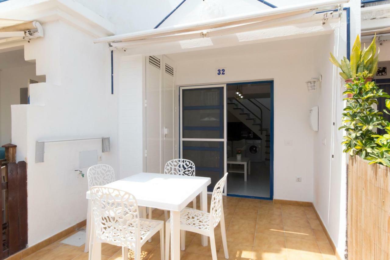 Bungalow With Terrace Near The Beach San Bartolome de Tirajana  Exterior photo