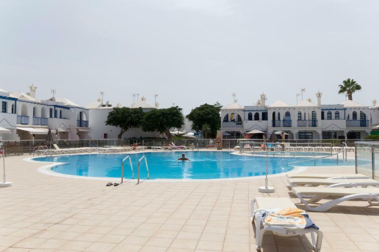 Bungalow With Terrace Near The Beach San Bartolome de Tirajana  Exterior photo